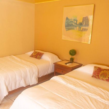Hotel Del Bosque Rio Cuarto Экстерьер фото