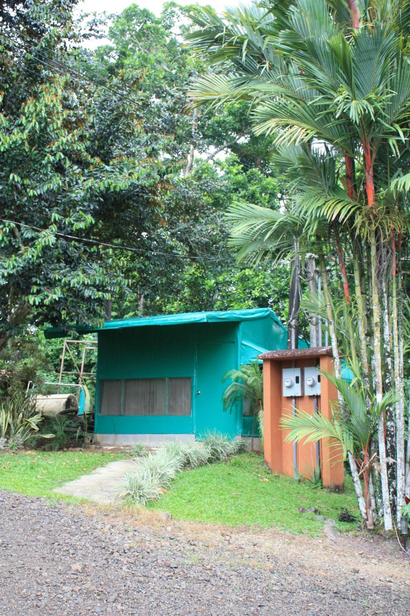 Hotel Del Bosque Rio Cuarto Экстерьер фото